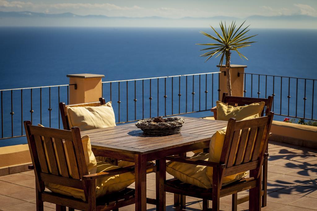 Leni Resort Al Belvedere Salina מראה חיצוני תמונה